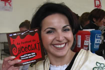 Marisa et le chocolat, quel sourire !